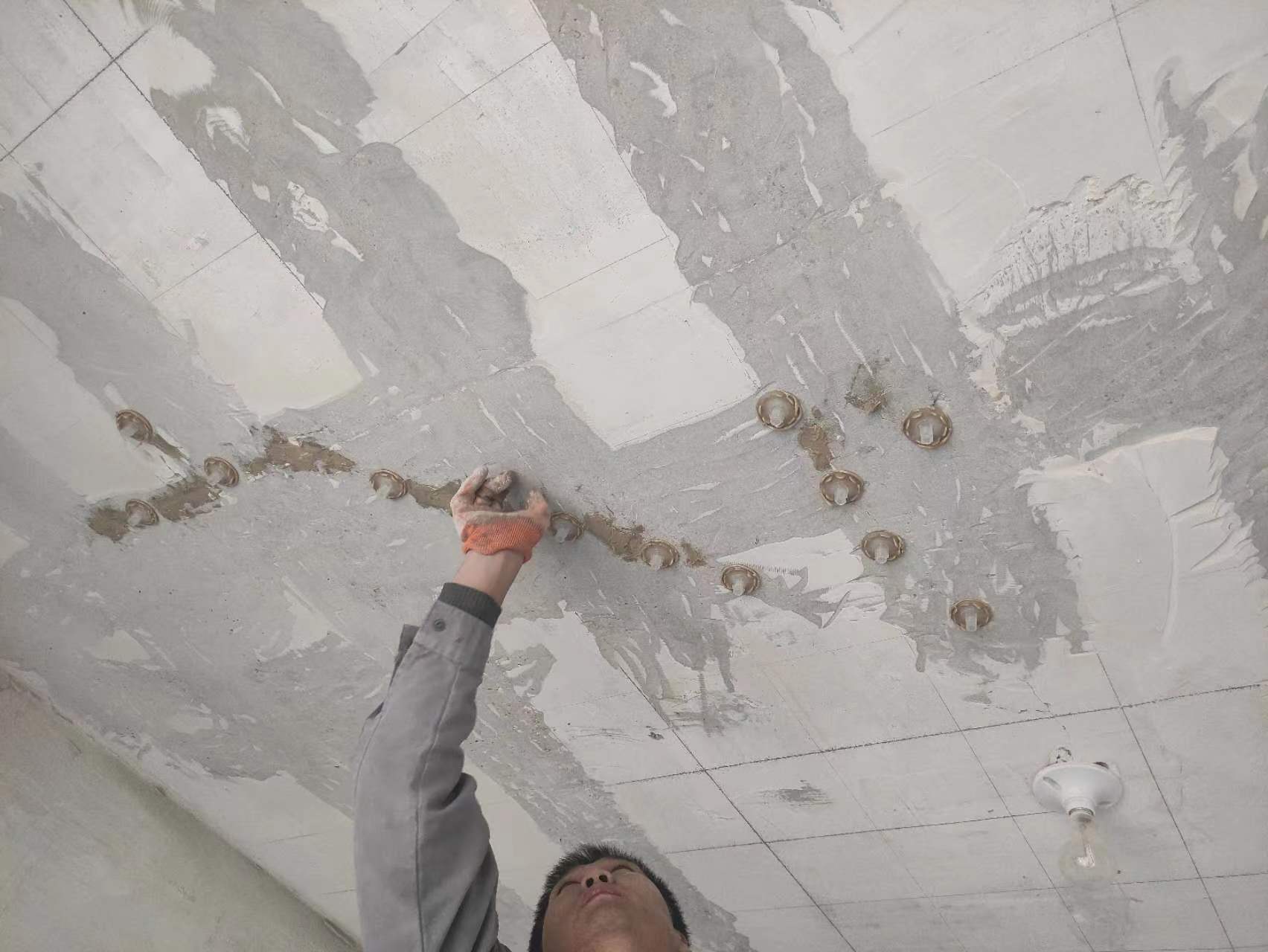 宁津混凝土楼板裂缝为什么会开裂?怎么修补?